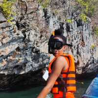 PhiPhi Island Must Do Activity