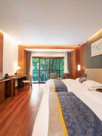 🌿🏞️ Guizhou's Hidden Gem: Huangguoshu Qishouju Hotel 🛌💐