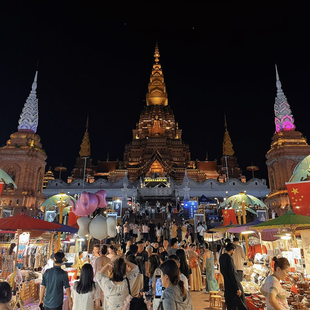 星光夜市｜夜幕降臨“璀璨星光”时，徬佛全世界的攝影愛好者都聚集在了這裡