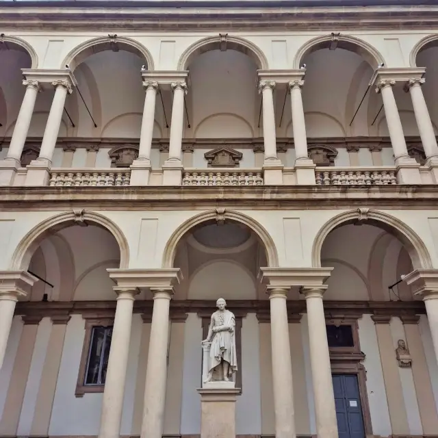 Pinacoteca di Brera: A Dreamy Art Journey