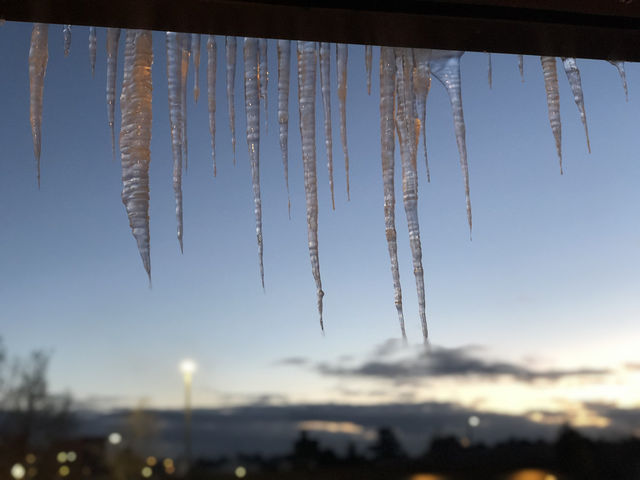 雪景點綴的科羅拉多大峽谷感覺更棒