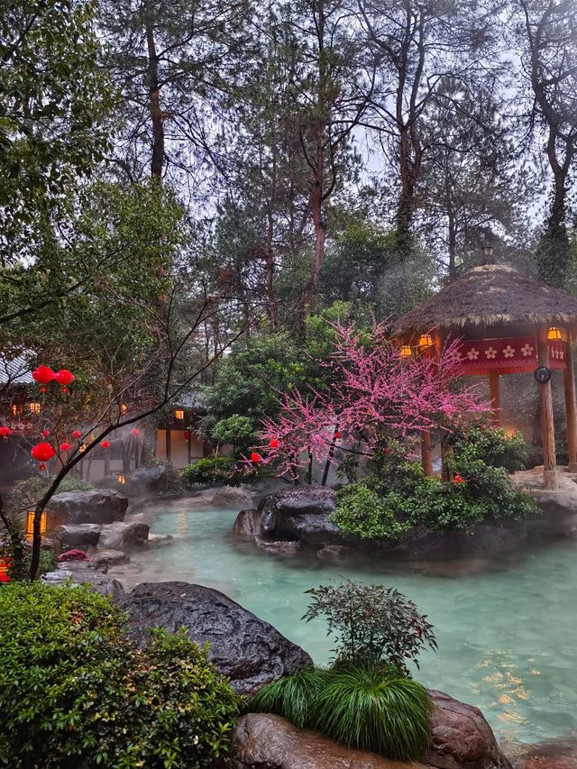 Relaxing Evening in Wuyi Tangfeng Hot Spring Resort 