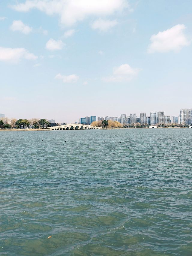 蘇州石湖湖濱公園，驚喜不斷的自然美景