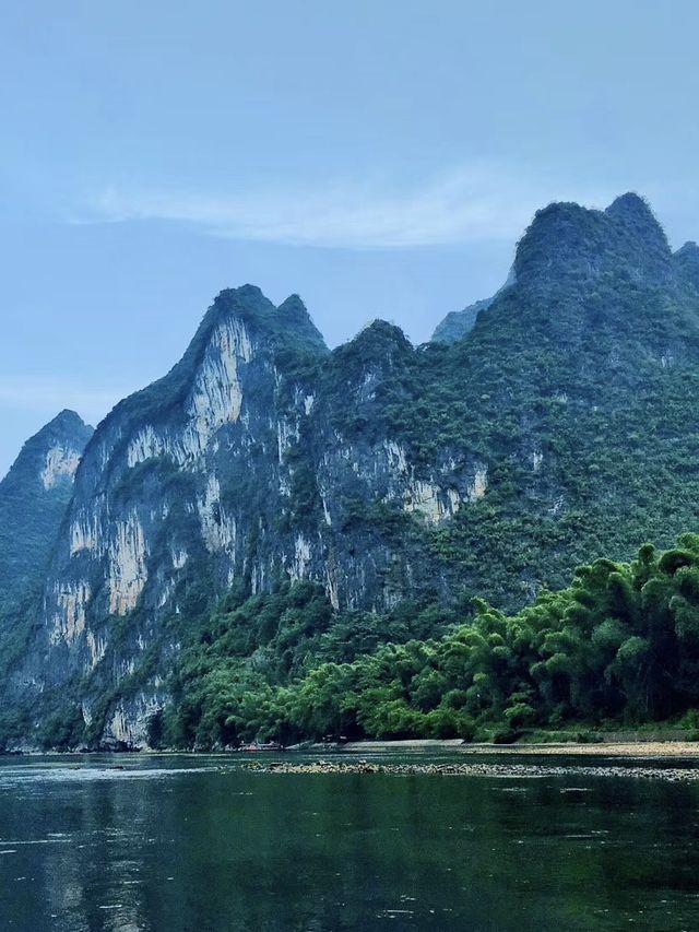 住進山水詩裡！桂林灕江湖畔酒店絕了