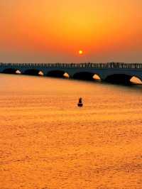 上海彩虹橋，帶著心愛的女孩子去散步欣賞浪漫日落🌄