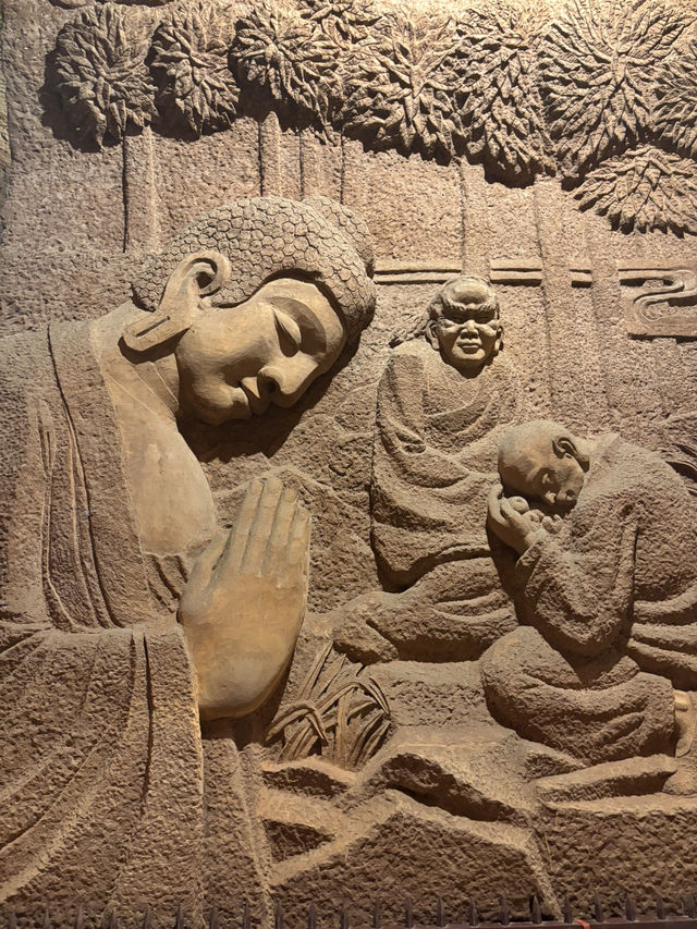 Leshan Buddhas in Chengdu