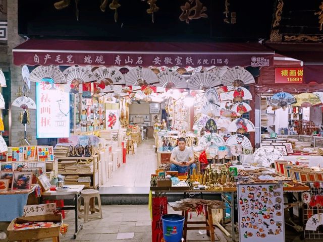 Xi’an Railway Station: A Budget-Friendly Travel Hub in Shaanxi