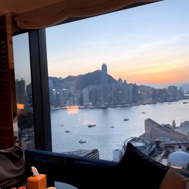 香港瑰麗酒店 | 沉浸式體驗維港旁的奢華住宿✨