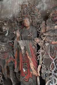 一尊鐵佛，千年守望。晉城鐵佛寺，以鐵鑄魂