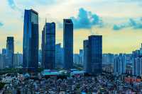 廣州塔摩天輪體驗：高空旋轉嘅浪漫時刻