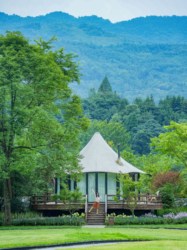 逃離成都40℃高溫！嚟呢度避暑行山玩水～