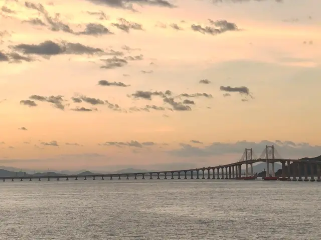Nan'ao Island, a beautiful island in northeastern Guangdong, offers stunning views before a typhoon.