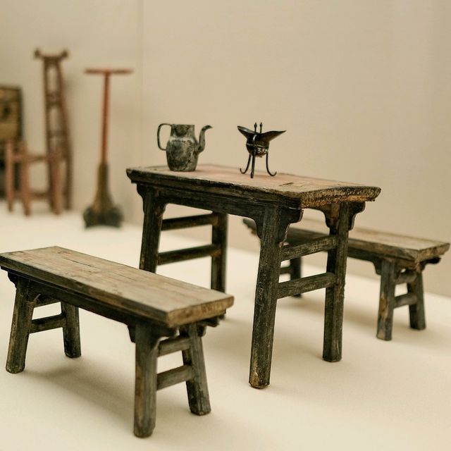 Art in Wood – Discovering Ming & Qing Masterpieces at Shanghai Museum 🪑✨