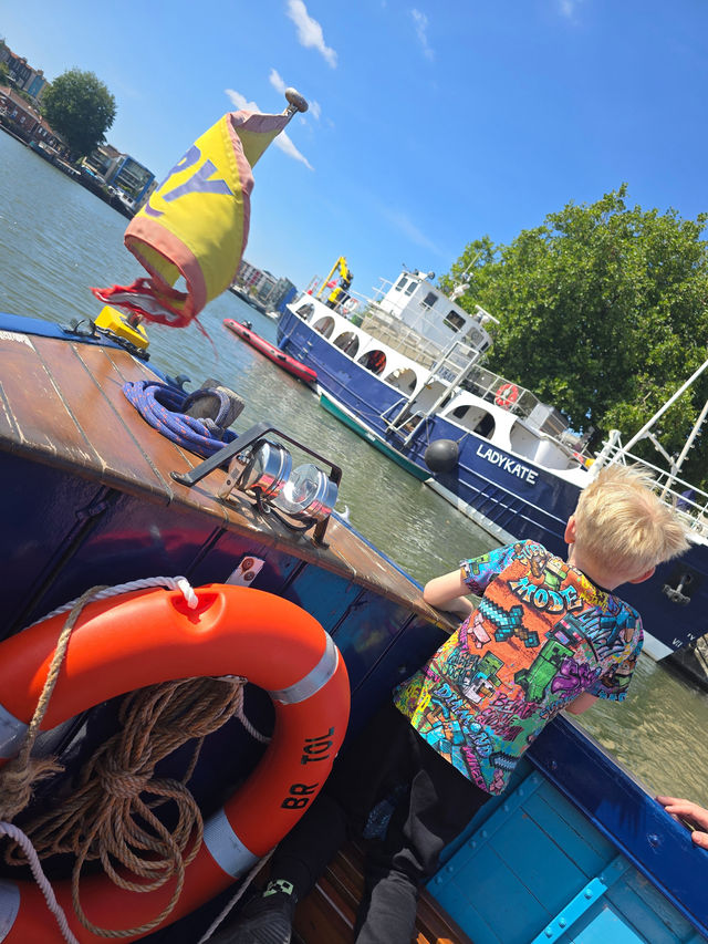 Harbour Ferry Discovery