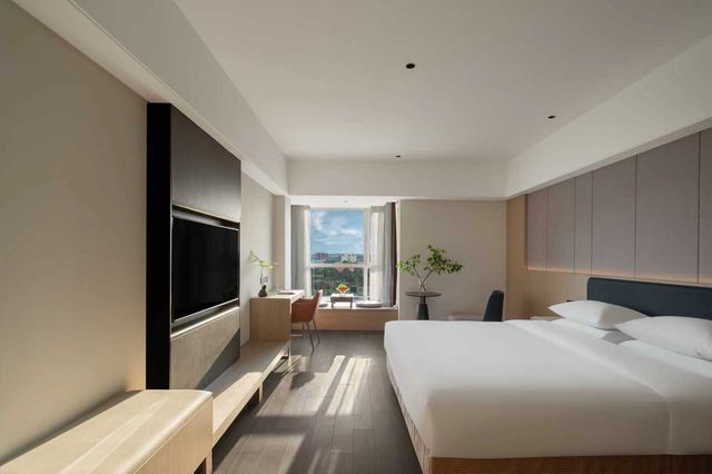 藍色幾何酒店新鄭機場店 | 機場接駁直接變成「頭等艙」，懶人入住太香了！ 新鄭 > 藍色幾何酒