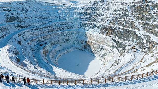 阿勒泰隱藏副本解鎖！-20℃拍到了天神光柱
