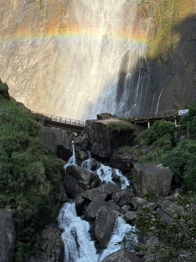 福建必玩！一日玩轉岱仙瀑布，拍出震撼人心的瀑布美照！
