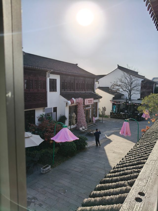 這家唐寅故居旁的園林酒店太絕了! 這家唐寅故居旁的園林酒店太絕了!