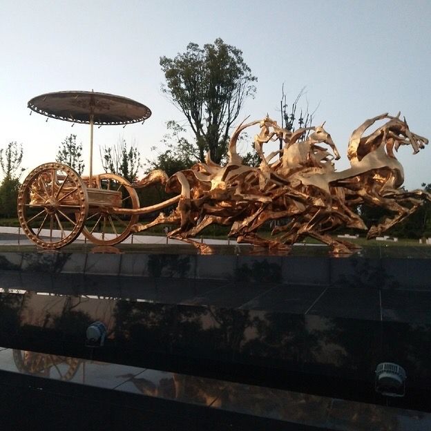 南昌作為歷史文化名城,擁有眾多著名旅遊景點。我從歷史文化價值 南昌作為歷史文化名城,擁有眾多著名旅遊景點。我從歷史文化價值