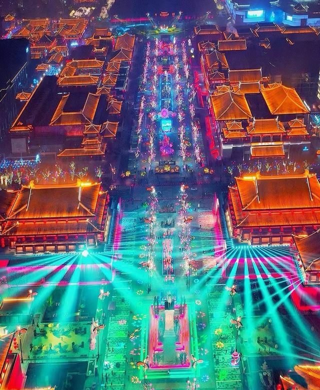 西安旅行真浪漫!住別墅看紅楓銀杏,詩意與煙火揉進旅程 西安旅行真浪漫!住別墅看紅楓銀杏,詩意與煙火揉進旅程