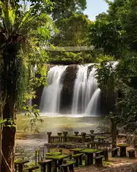 最後召集！聖誕新年大堡礁豪華4日含機票