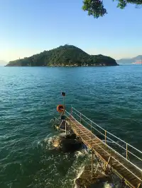 一人行~香港堅尼地城之西環泳棚