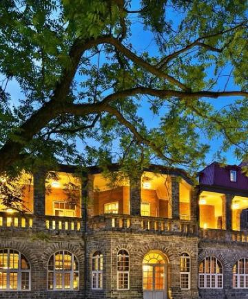 ชาวเมืองหนานจิงที่ชื่นชอบยุคสาธารณรัฐจีน ต้องเข้าพักในปราสาทสไตล์ฝรั่งเศสที่สร้างขึ้นในปี 1912 เพื่อย้อนเวลากลับไปสู่ยุคทองแห่งนั้นทันที