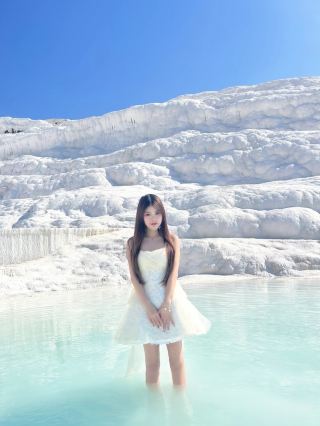 Pamukkale's hot spring wonderland is breathtaking