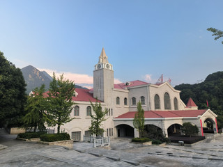 Hotel ini juara banget!