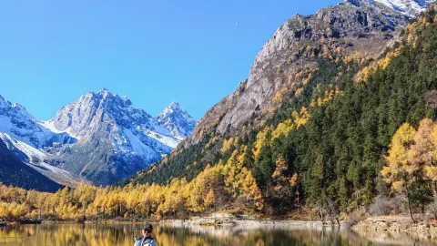 Pantai Zhuoma di Bipenggou, Danau Tersembunyi di Sichuan Barat yang Indahnya Bak Lukisan Minyak! — traveler post in Shanghai