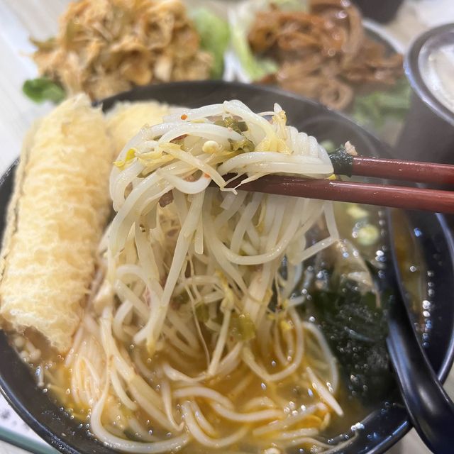 📍貴緣小鍋米線