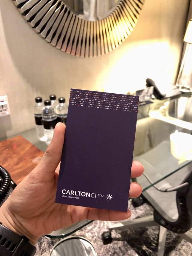หนีร้อนไปนอนที่ Carlton City Hotel, Singapore