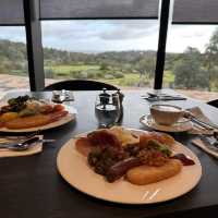 Coastal Paradise with a Breakfast to Remember