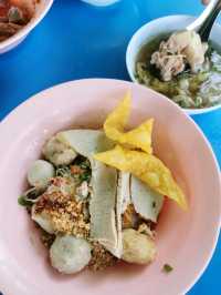 ร้านก๋วยเตี๋ยวเจ๊เจี๊ยบ  อร่อย ราคาดี  🍜🍜