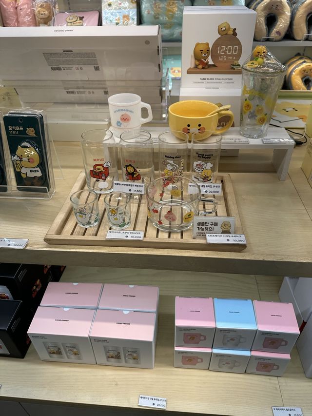 ソウルの龍山駅のカカオフレンズショップ