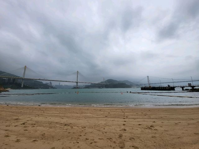 青山公路海岸線景色怡人