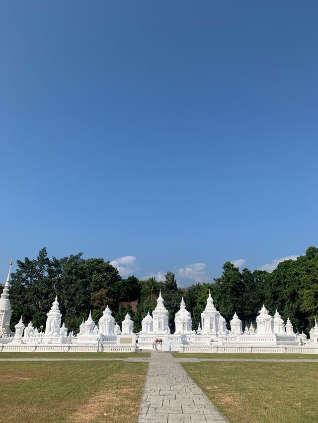ย้อนเวลาไปพระอารามหลวงที่เชียงใหม่