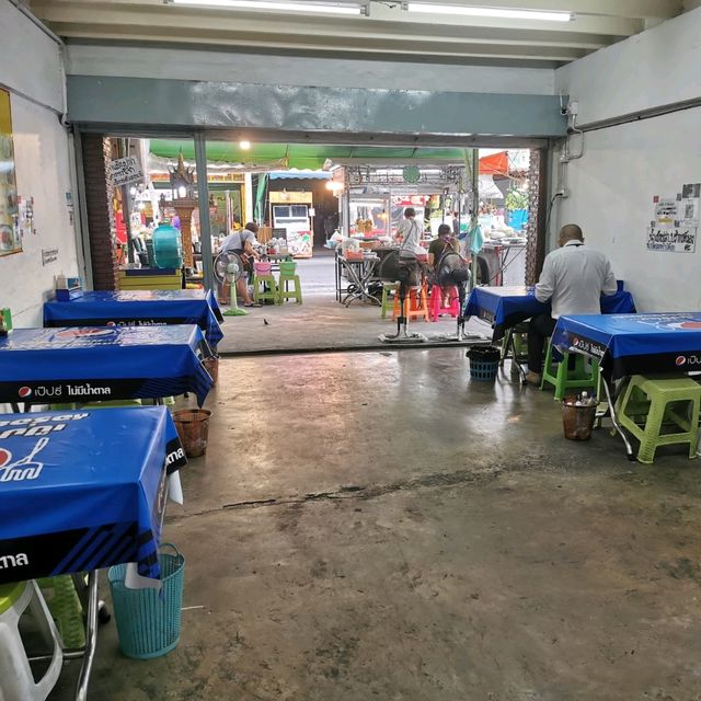 ข้าวมันไก่ ก.ไก่ ล้านตัว 