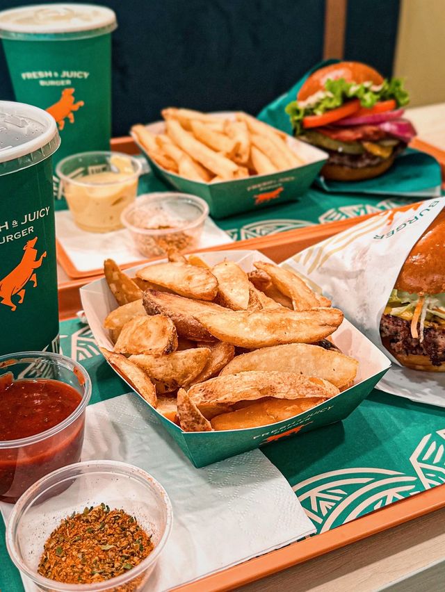 N+ Burger｜全港首間自設牧場Burger店🍔配搭自家製醬汁及Sourdough