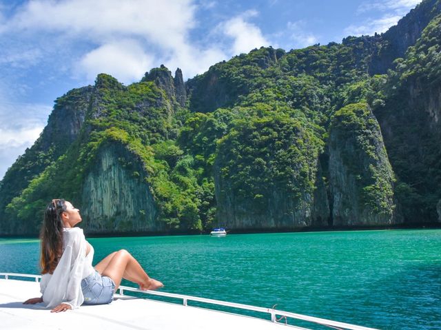เกาะพีพี อีกหนึ่งเก่ะสุดฮอตของทะเลใต้