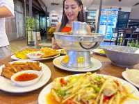 เนื้อตุ๋นหม้อไฟ หน้าหาดในยาง จ. ภูเก็ต 