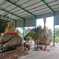 วัดเขาตะแบก  จังหวัดชลบุรี