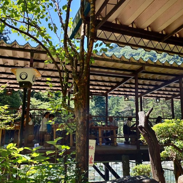 岩魚の里　狭　付知峡