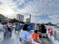 ล่องเรือด่วนธงฟ้าเจ้าพระยา 30฿ ⛴️