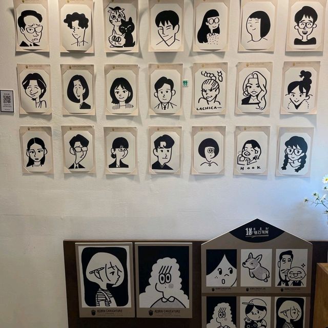 最近韓國流行 👍街頭手繪💜這家常常經過都在排隊