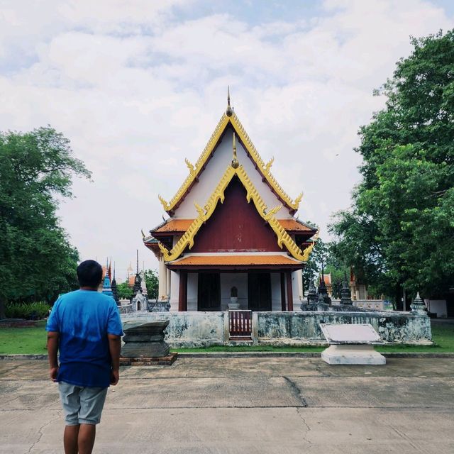 วัดโบสถ์​