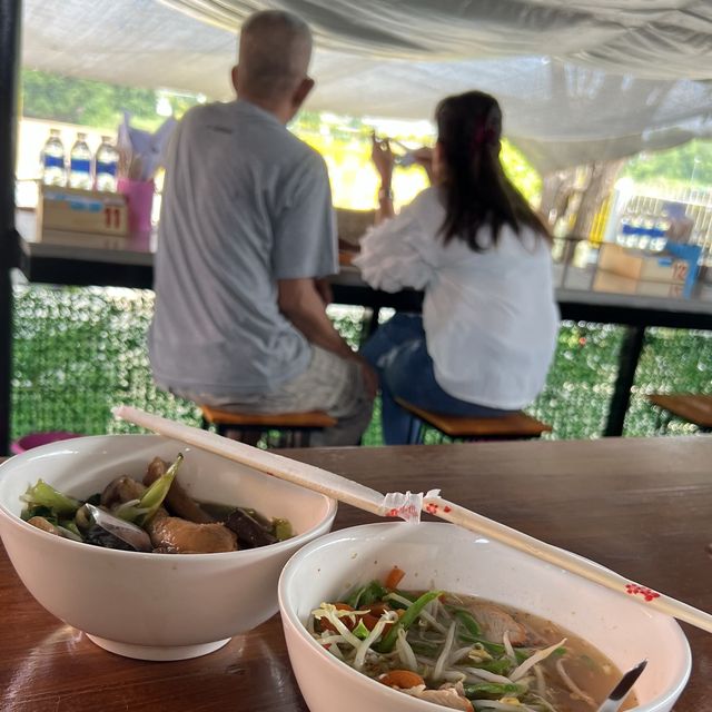 ก๋วยเตี๋ยวในบ้าน สูตรโบราณถูกใจในนครสวรรค์