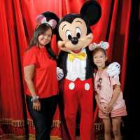 Meet Mickey Mouse privately at Disneyland