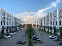 Eco Palladium 🏢