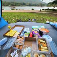 廸欣湖：湖畔🏞️+野餐🧺，天然寧靜中享受美食和放鬆😌🍽️！